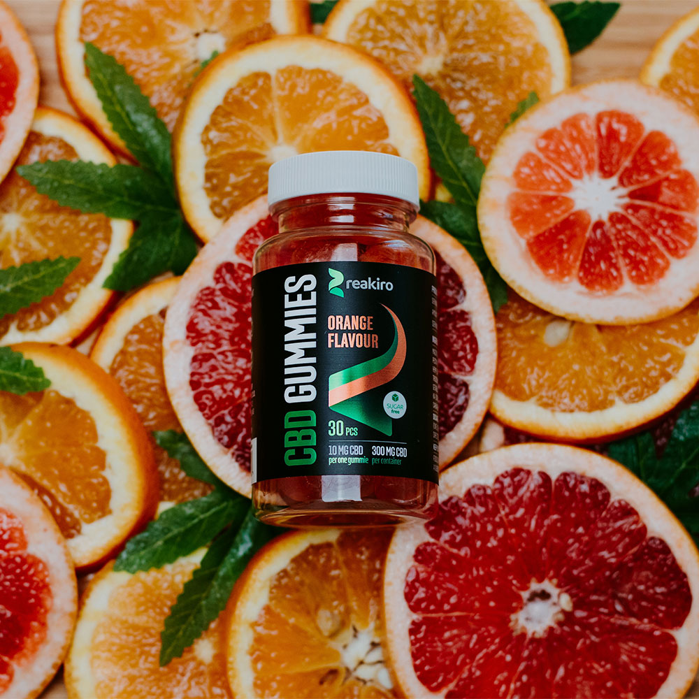 Reakiro CBD Gummies Vegan Orange bottle 